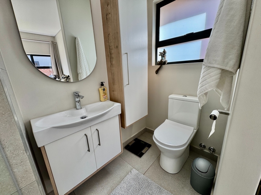 2 Bedroom Property for Sale in Van Der Hoff Park North West